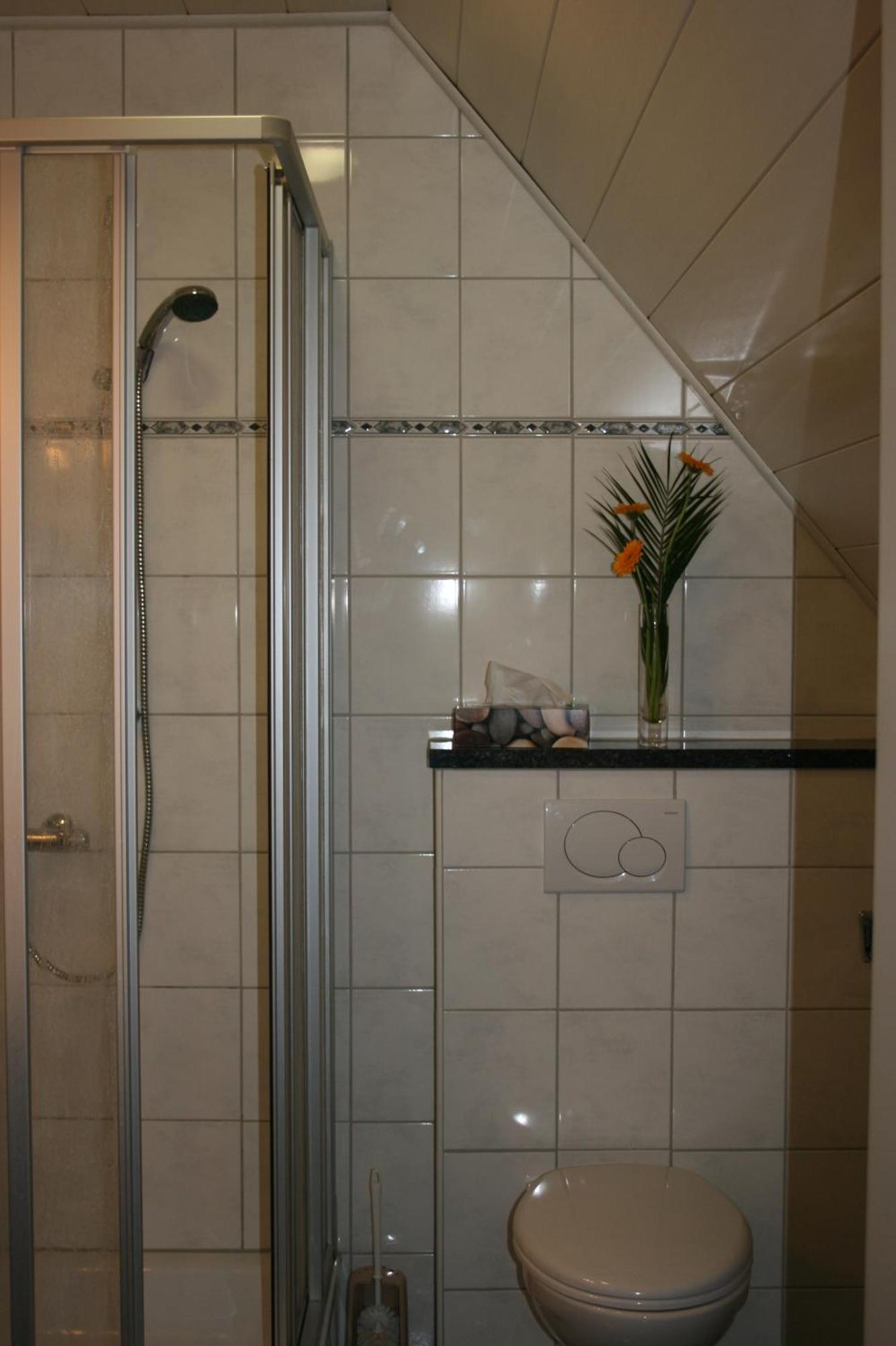 Wallfahrtswirt Wemding Esterno foto